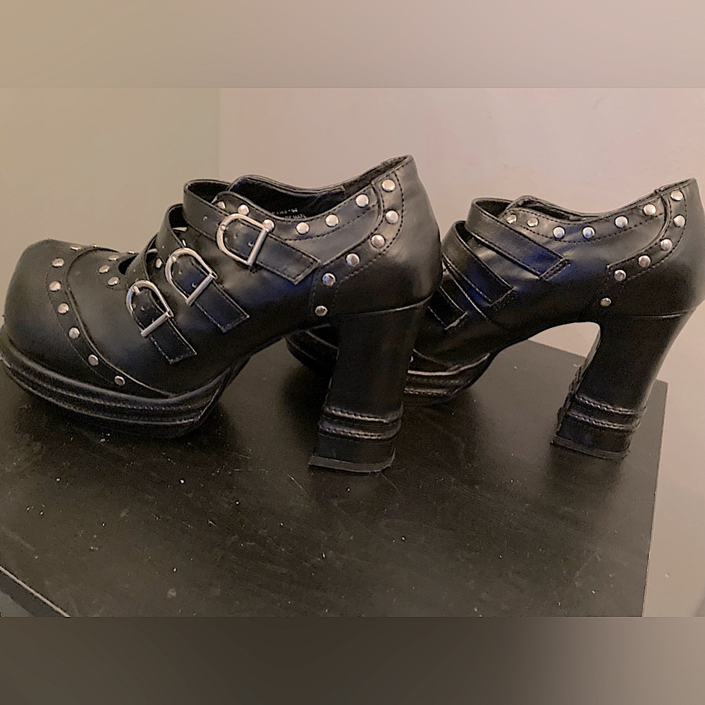 Demonia rocker chick chunky heel shoes, size 8.5